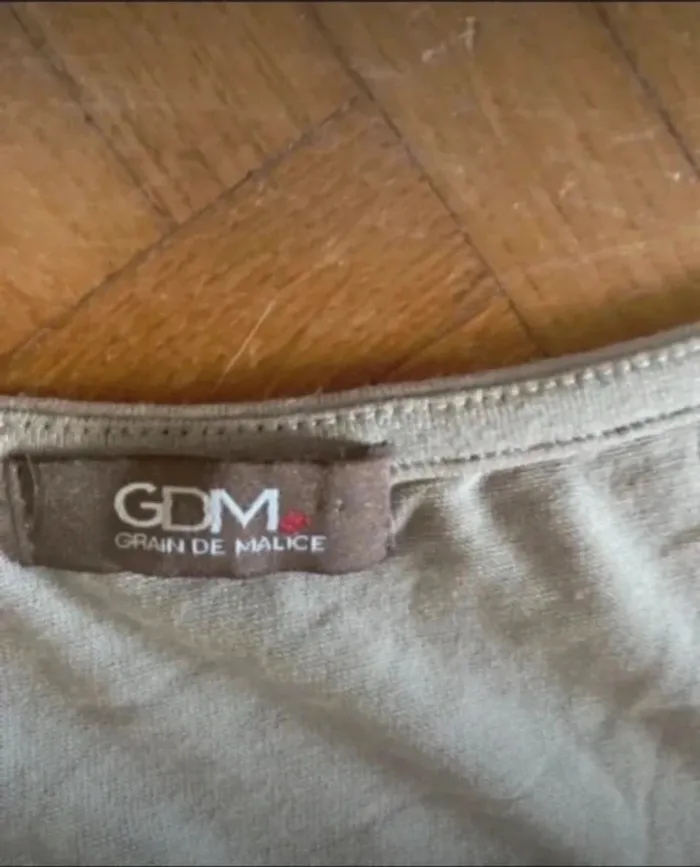Tee shirt sans manche taille L Grain de Malice en très bon état . - photo numéro 2