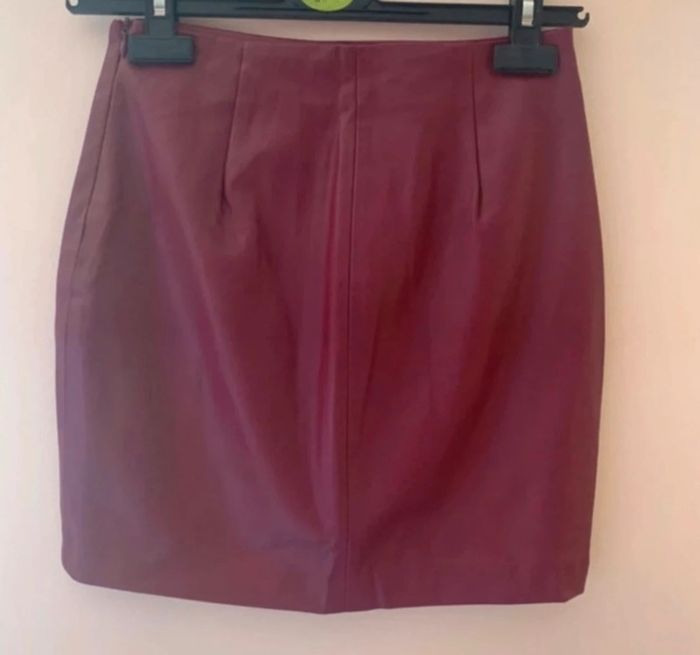 Jupe similicuir, bordeaux, Bershka - photo numéro 4