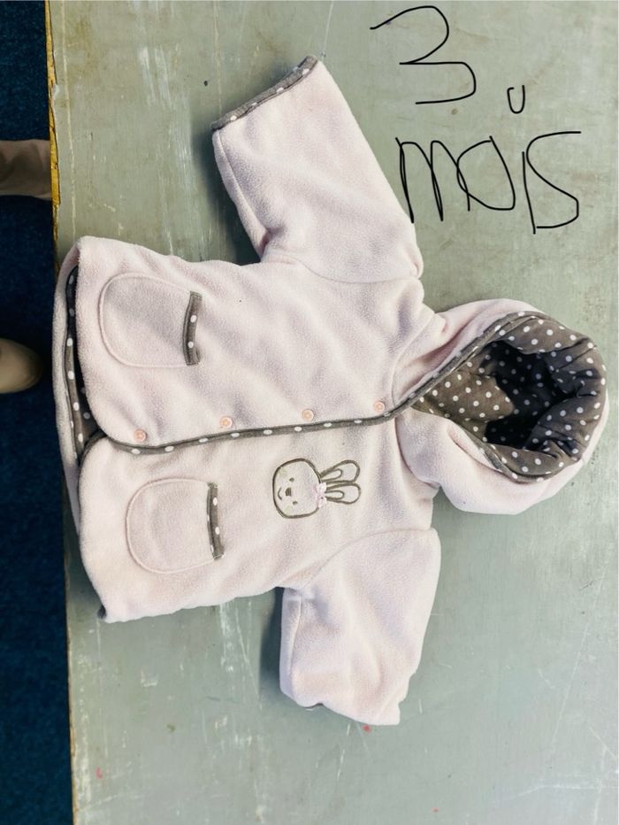 Bébé 3 mois - photo numéro 3