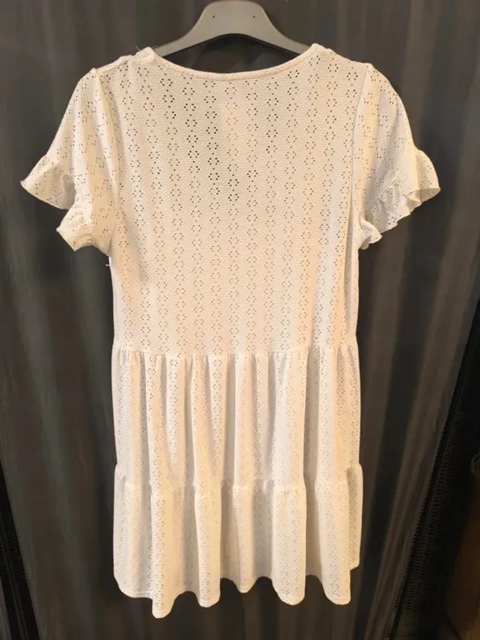 304404 robe crème femme M jennyfer - photo numéro 2