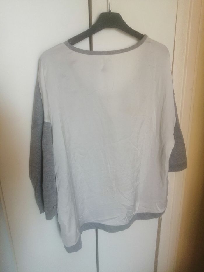 🌸Blouse grise et blanche bi-matiere oversize Taille 40 "Stradivarius" 🌸 - photo numéro 3