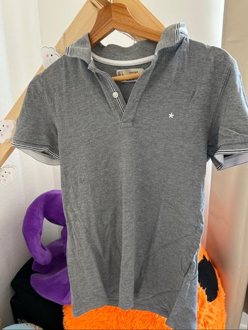 Polos