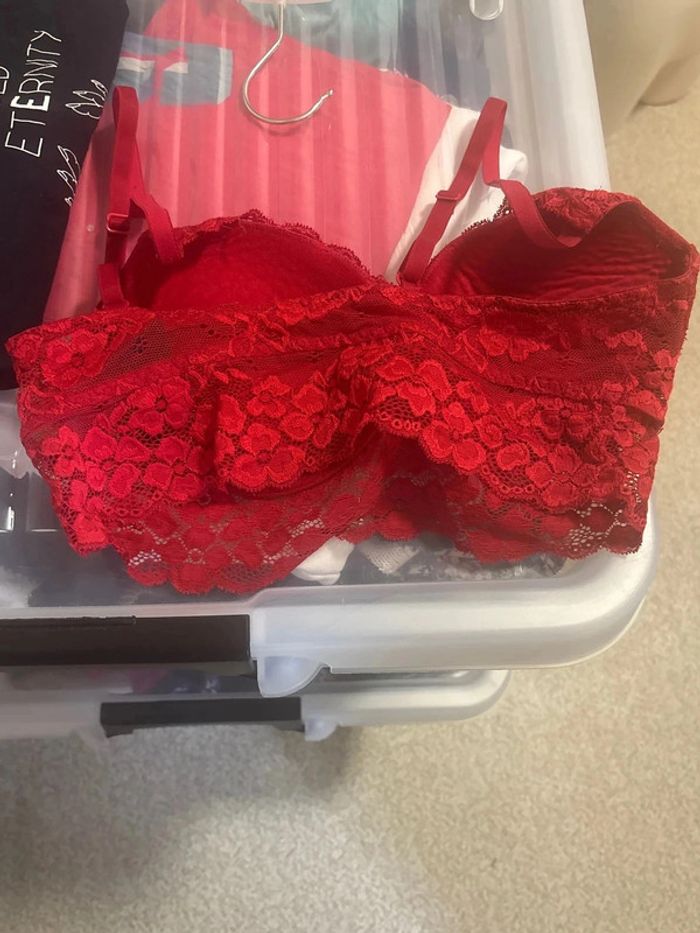 Brassière taille 75c marque h&m - photo numéro 2