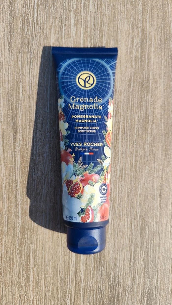 Gommage corps et exfoliant Grenade Magnolia - Yves Rocher