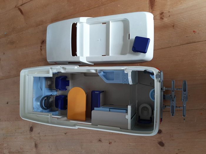 Playmobil camping-car blanc et bleu - photo numéro 6