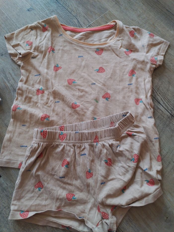 Lot de pyjamas 5 ans - photo numéro 8
