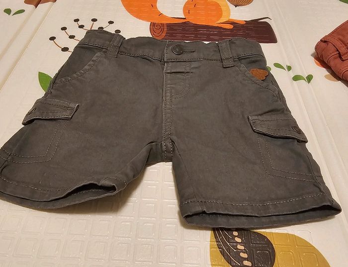 Lot 2 shorts 6 mois - photo numéro 5