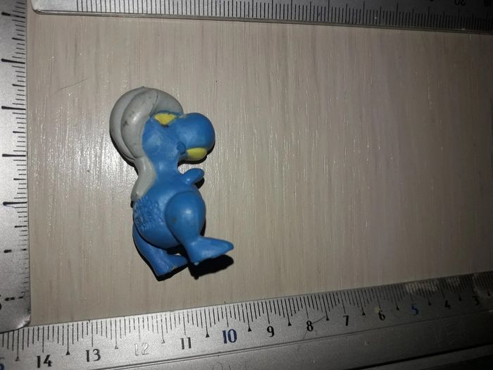 pokemon figurine