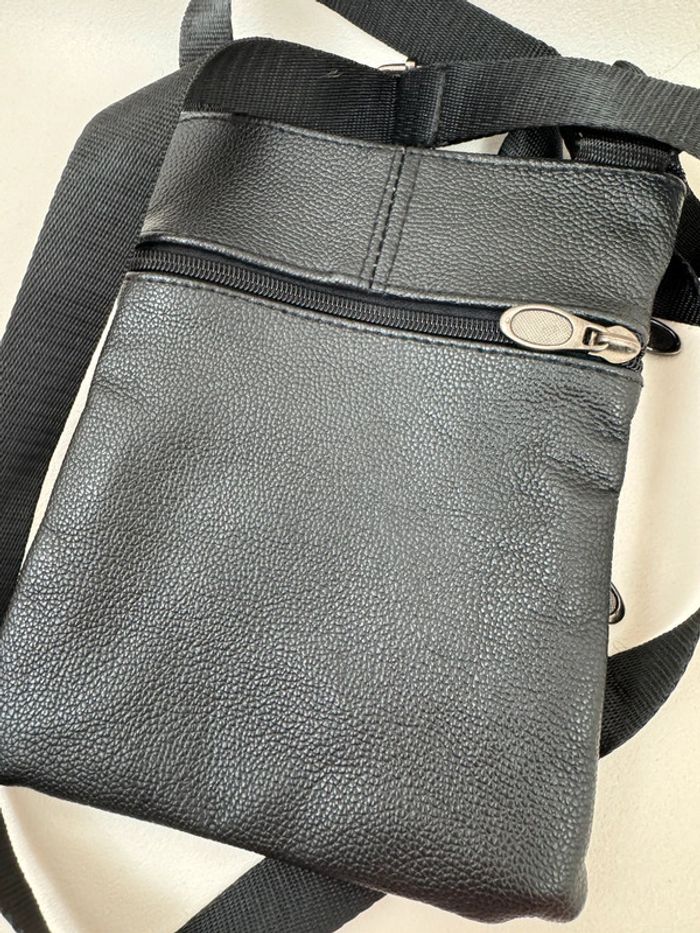 Sacoche noire bandoulière - photo numéro 4