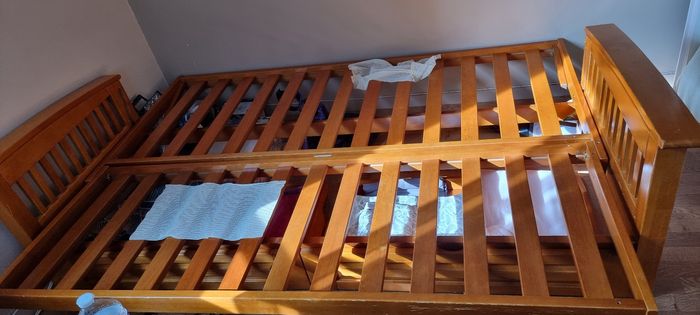 Canapé convertible 3 places en bois massif - photo numéro 6