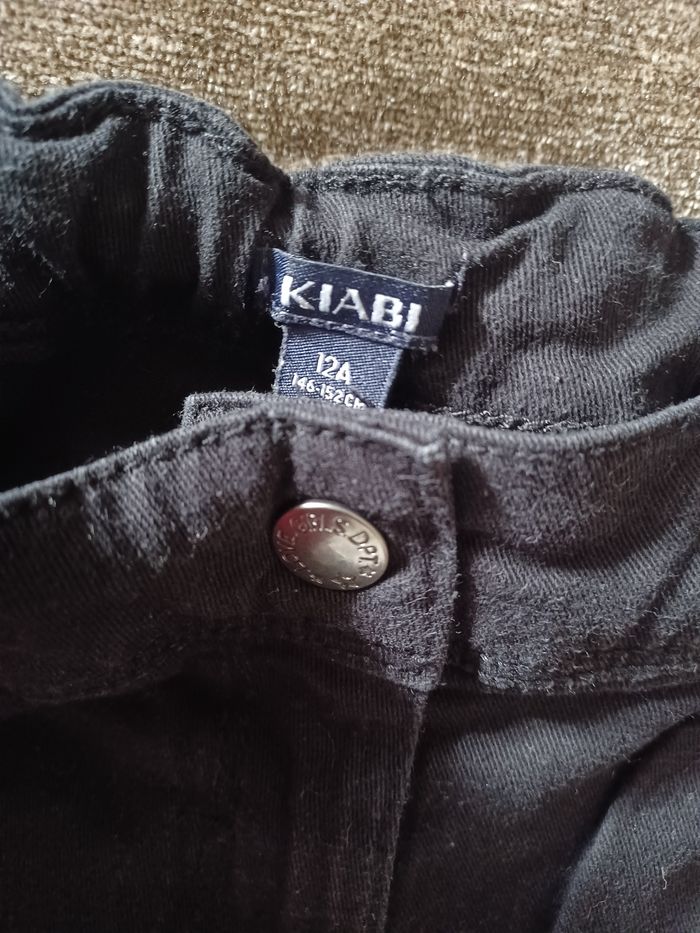 Pantalon fille 98% coton kiabi noir 12 ans très bon état - photo numéro 3