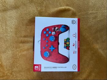 Manette switch super Mario neuve scellée