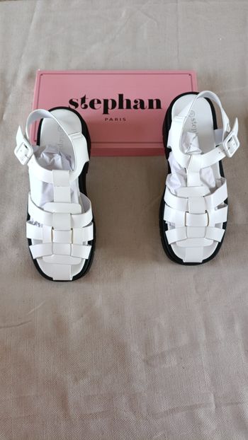 🤍 Sandales Blanches Stephan Paris – Taille 39 – Neuves avec boîte