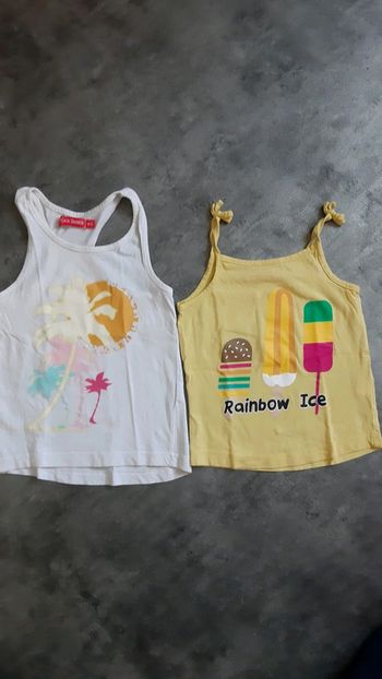 2 débardeurs fille