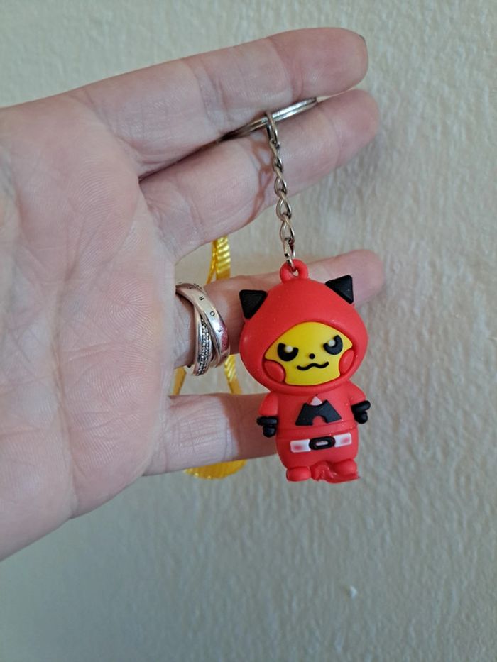 Porte-clé pikachu