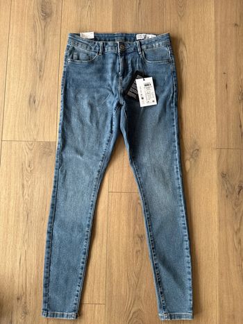 Jeans skinny femme Vero Moda T.M neuf avec étiquette