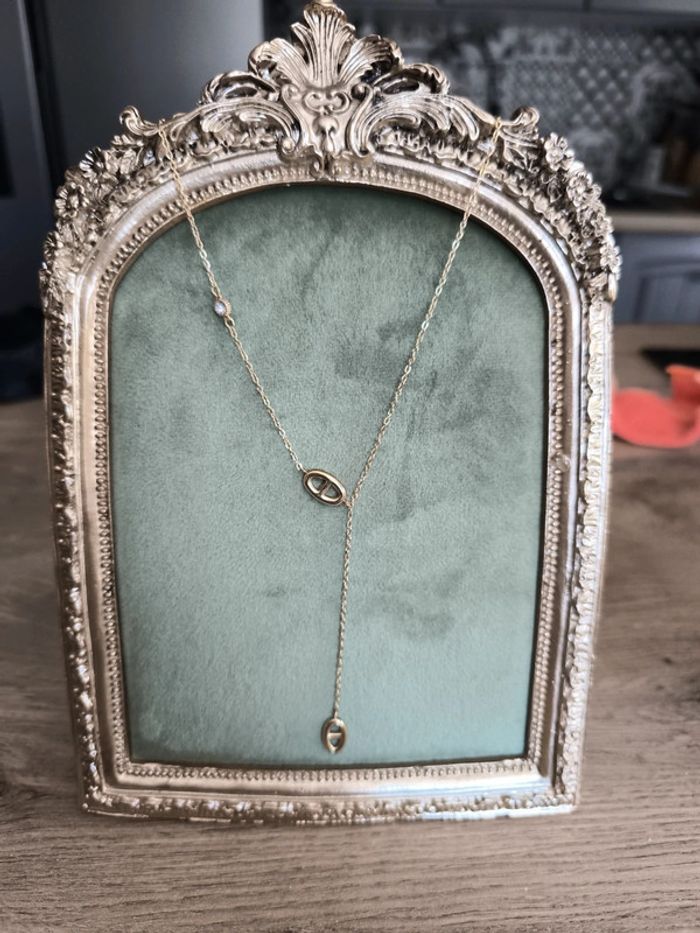 Collier forme Y et strass