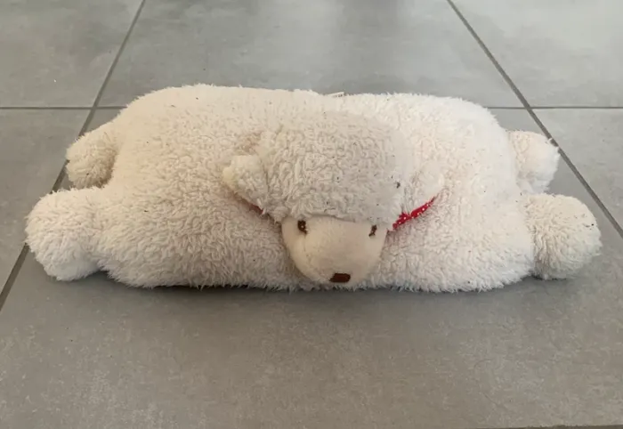 Coussin mouton tout doux