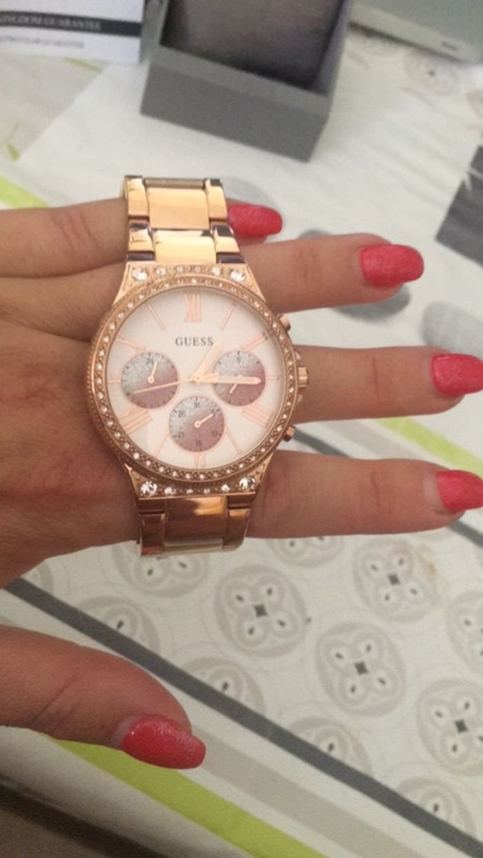 Magnifique Montre Guess - photo numéro 5
