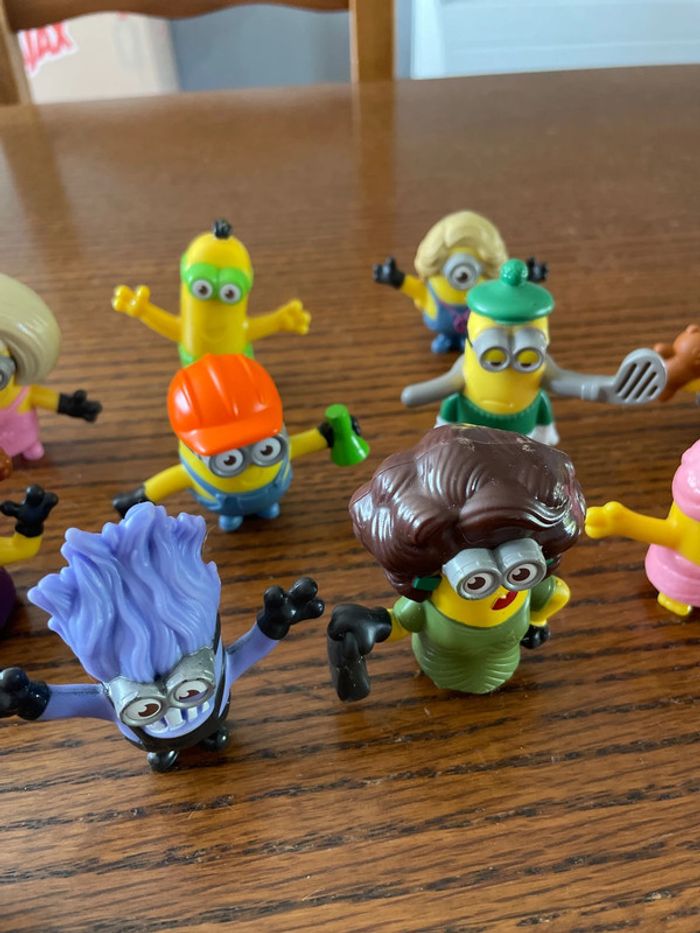 Lot de 13 figurines Les Minions - photo numéro 3