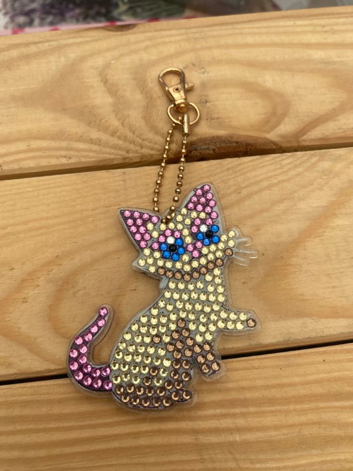 Porte clé recto/verso chat 🐱 en Diamond painting