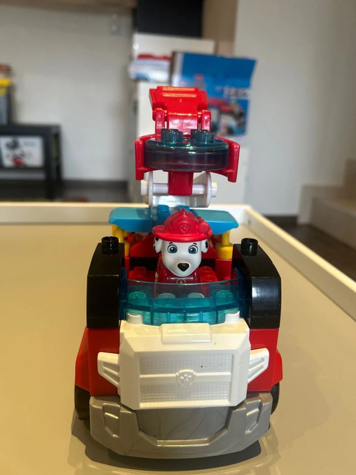 Mega bloks Pat Patrouille  Le Camion de Pompier de Marcus + Zuma - photo numéro 2