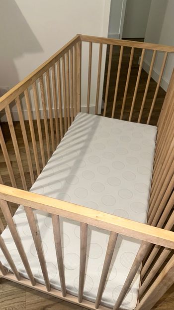 🍼 Lit bébé IKEA + matelas EMMA – combo confort & qualité, état impeccable