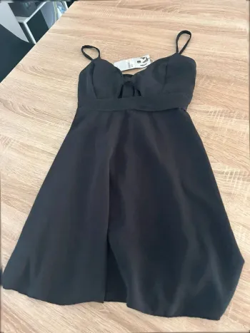 Robe noir neuve taille unique