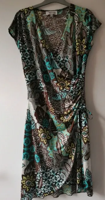 Superbe robe Armand Thiery Taille 40 neuve