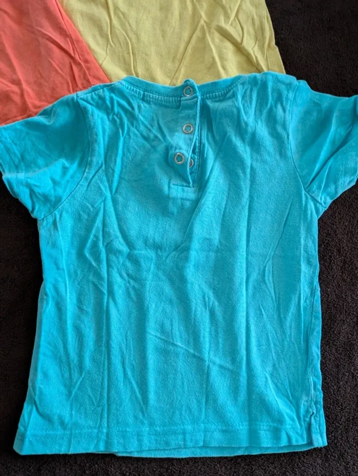 Lot de 4 t-shirts été 18 mois - photo numéro 7
