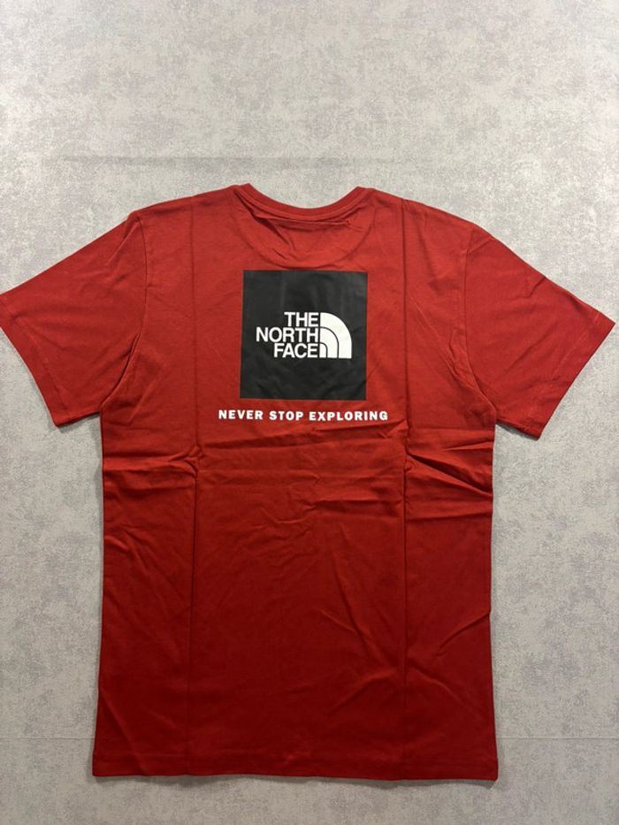 T-Shirt The North Face Rouge Taille S Neuf avec étiquette - photo numéro 6