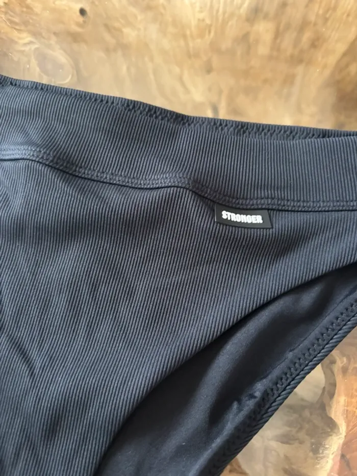 Bas de maillot de bain noir stronger bikini black - photo numéro 5