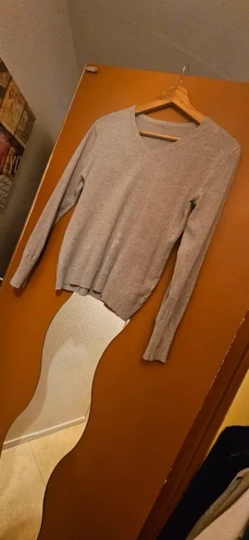 Pull gris