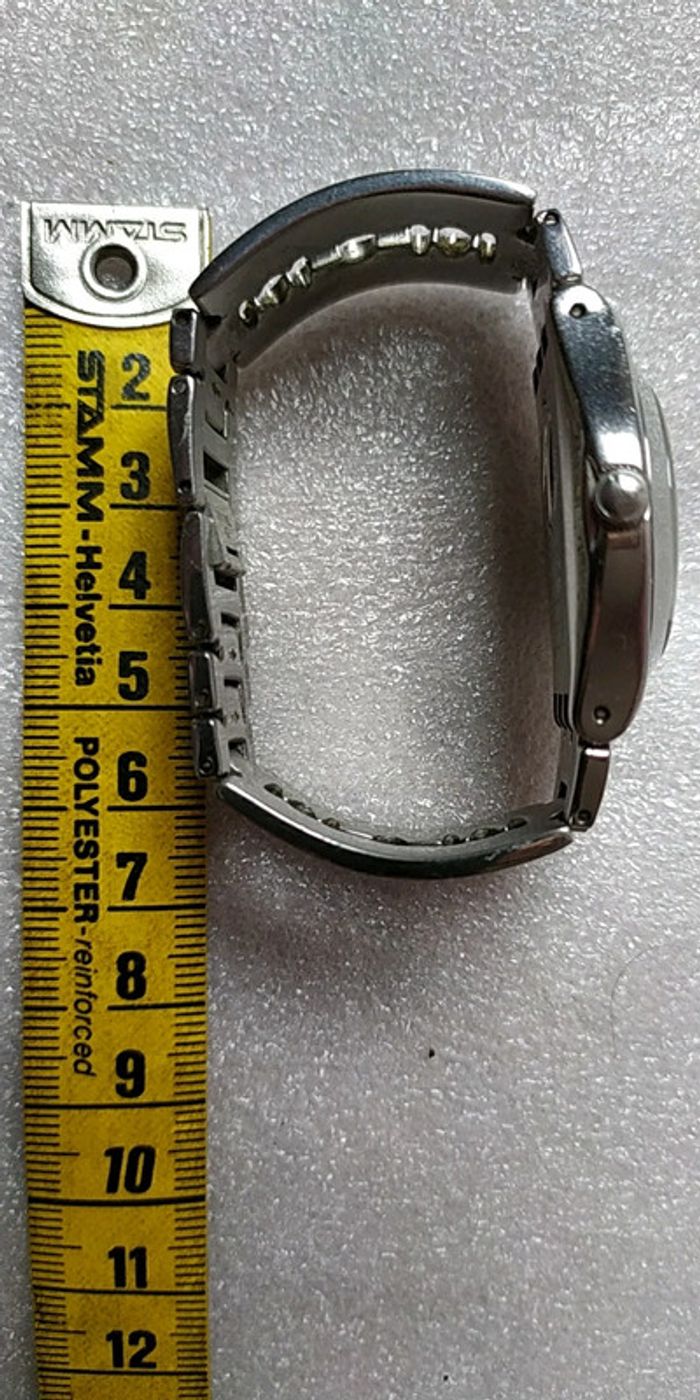 Montre swatch en métal - photo numéro 5