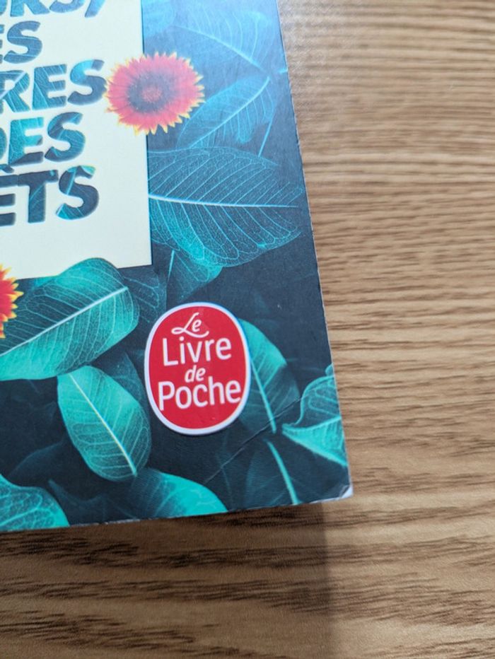 La police des fleurs, des arbres et des forêts - format poche - photo numéro 2