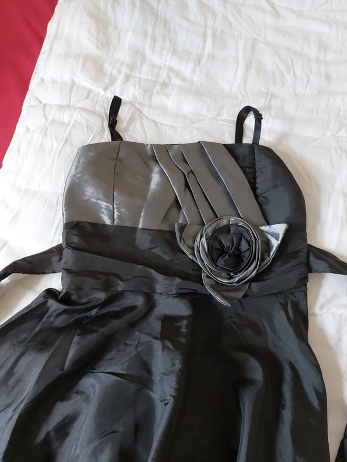 Robe noir de fêtes - M - photo numéro 9