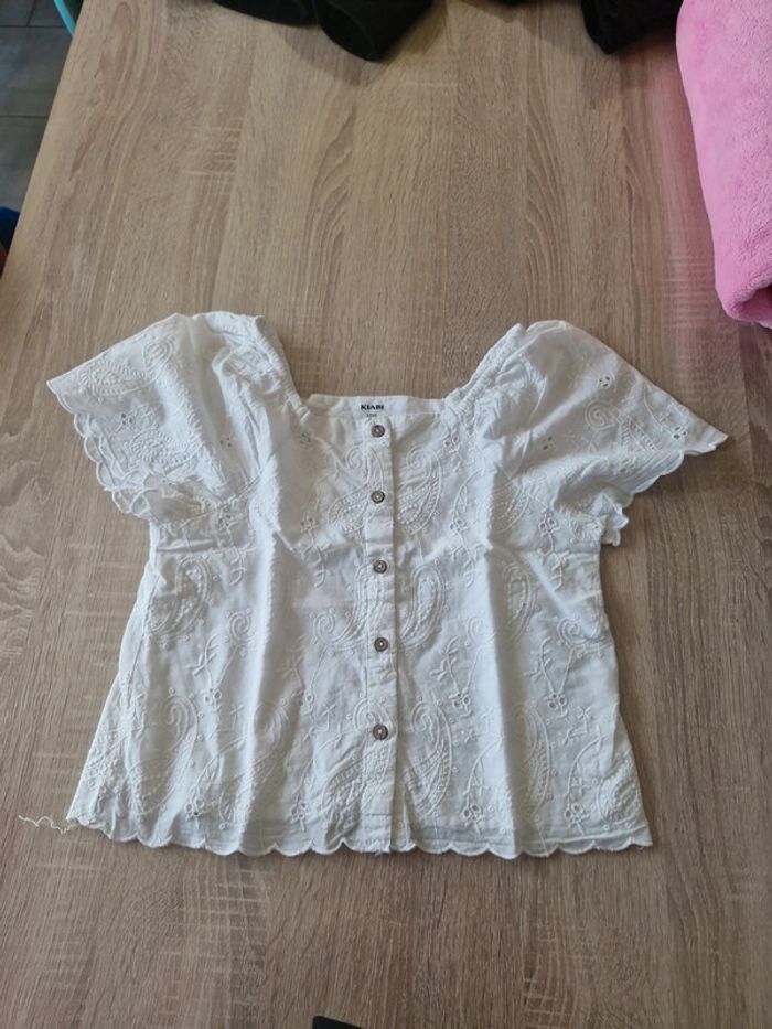 Petite blouse blanche