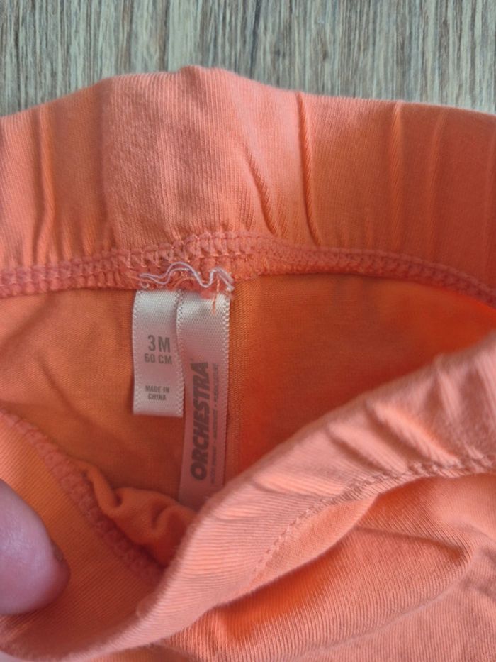 Lot bas et blouse fille 3 mois 1 pantalon et short et 1 blouse - photo numéro 6