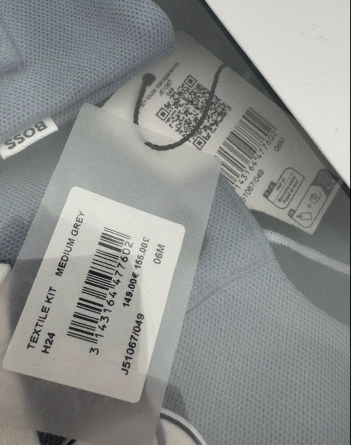 Coffret cadeau Boss 6 mois neuf - photo numéro 5