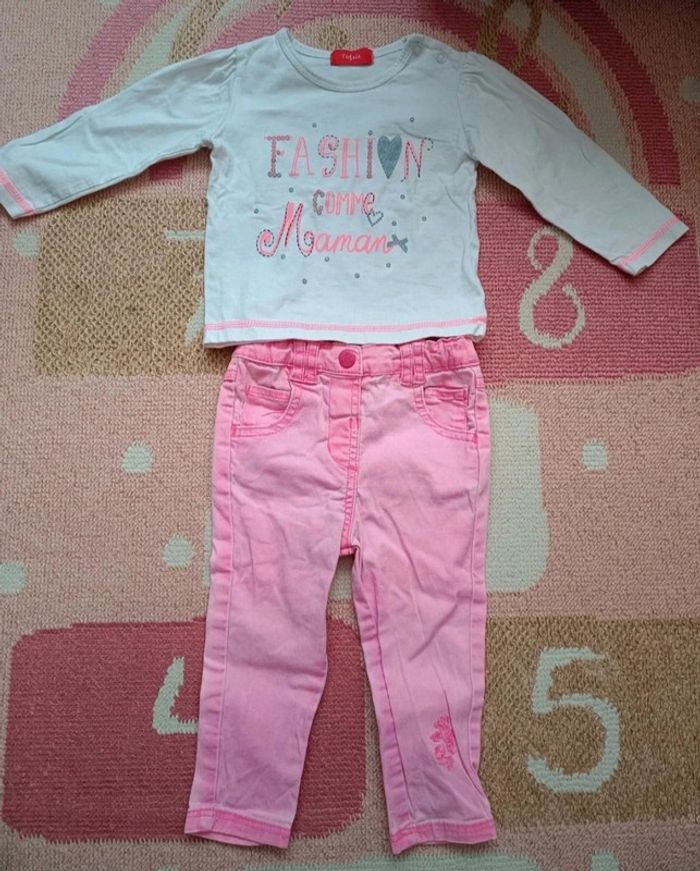 Lot de vêtements bébé fille taille 12 mois - photo numéro 2