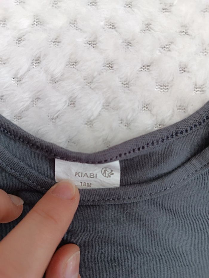 🔸T-shirt Kiabi - 18 mois 🔸 - photo numéro 2