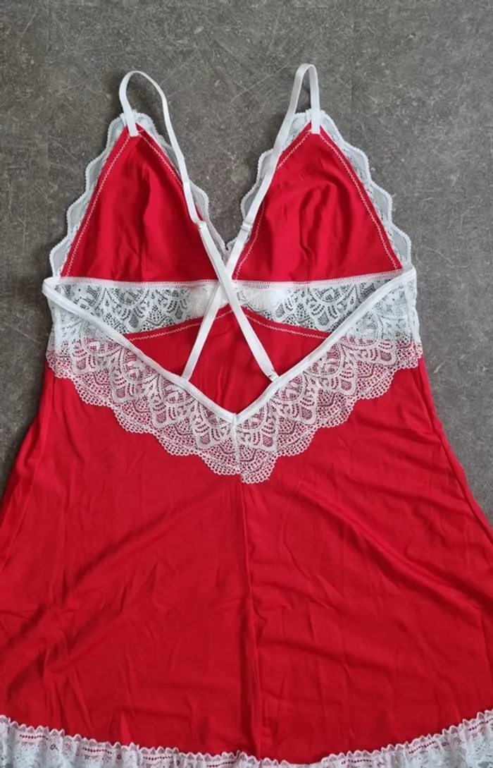 Nuisette rouge et blanc taille L - photo numéro 4