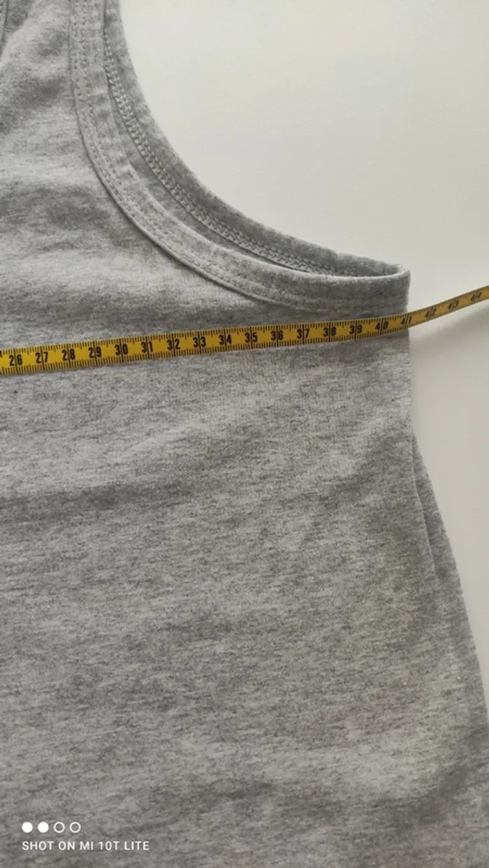 Débardeur gris - photo numéro 4