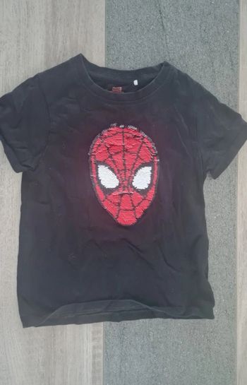 Tee shirt