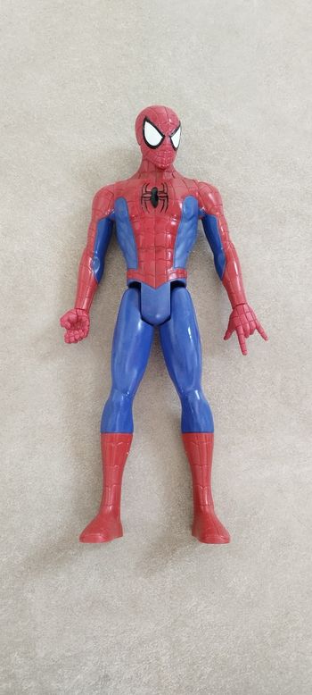 Grande figurine spiderman