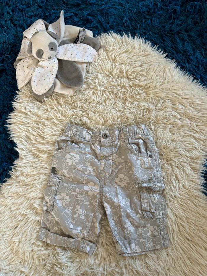 Joli short lulu castagnettes taille 3 ans