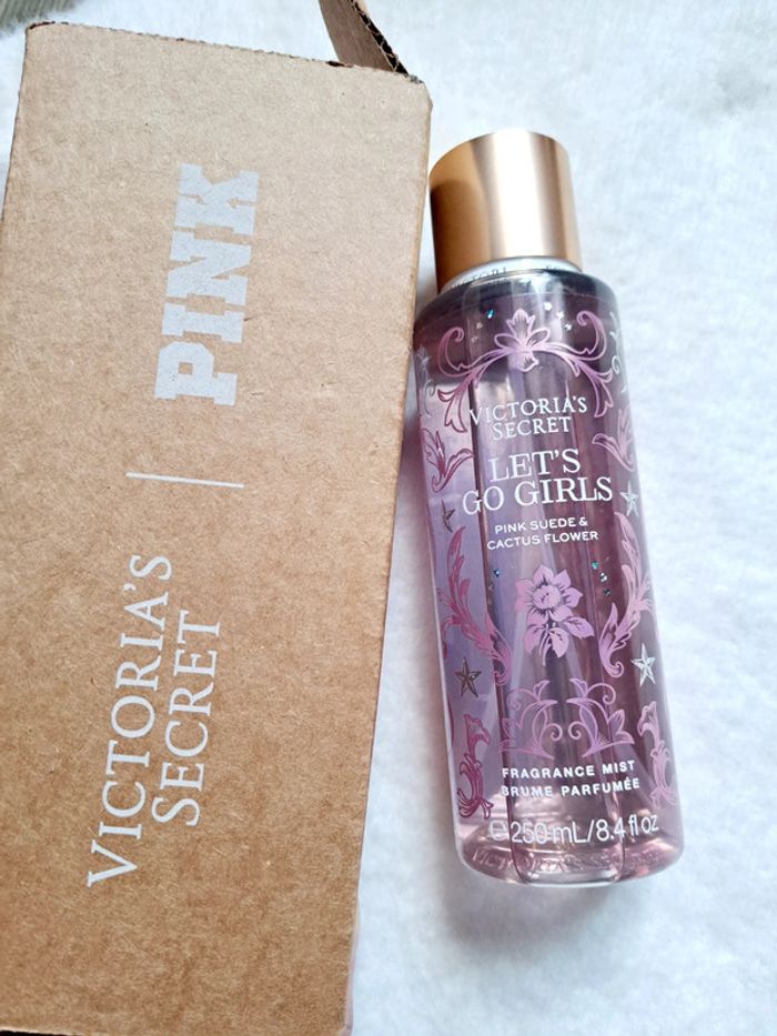 Brume corporelle parfumée Victoria's Secret 💜 Let's Go Girls - photo numéro 4
