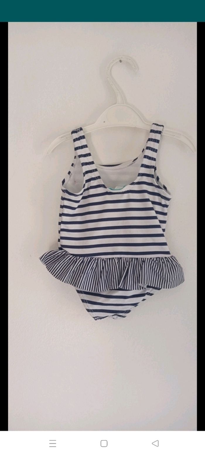 Maillot de bain obaibi en 12 mois - photo numéro 2