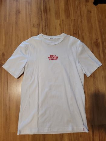 Tee blanc Bizzbee écriture rouge