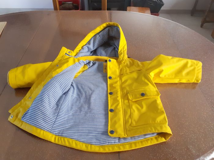 ciré jaune 12 mois - photo numéro 3